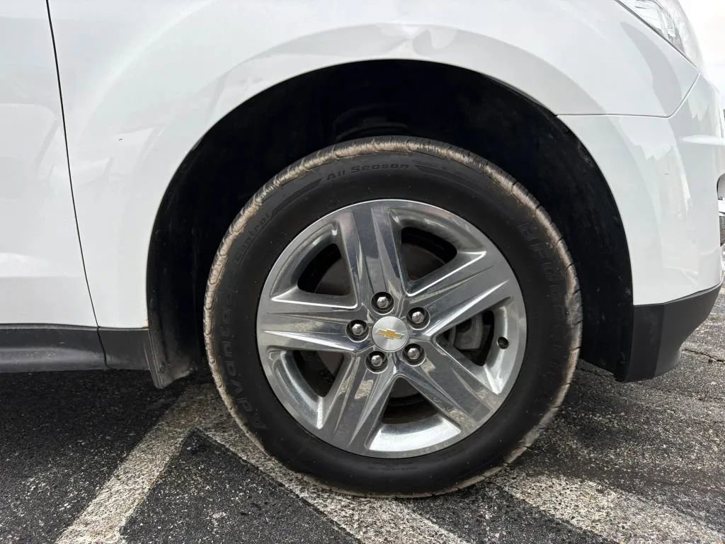 Used 2015 Chevrolet Equinox LTZ AWD/4WD image 25