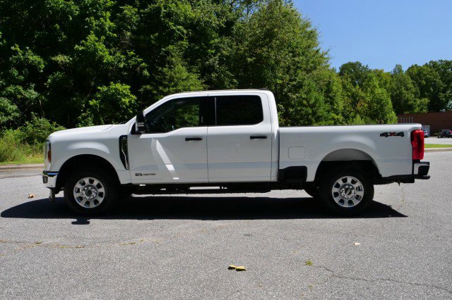 Used 2024 Ford F250 XLT w/ FX4 Off-Road Package image 25