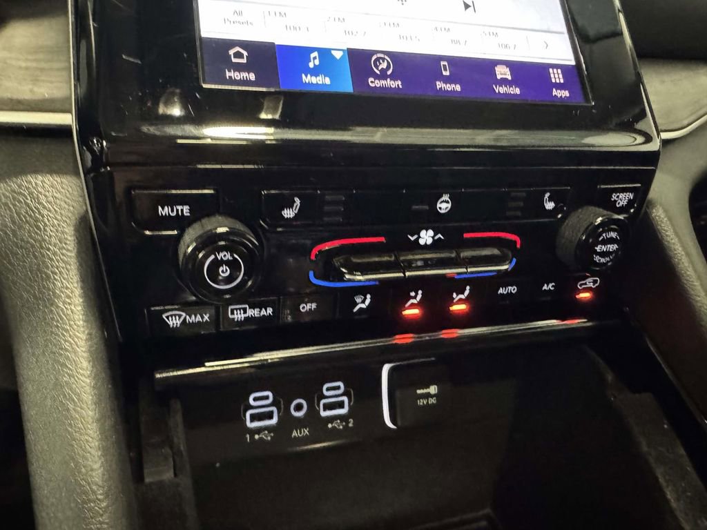 Used 2022 Jeep Grand Cherokee L Limited image 24