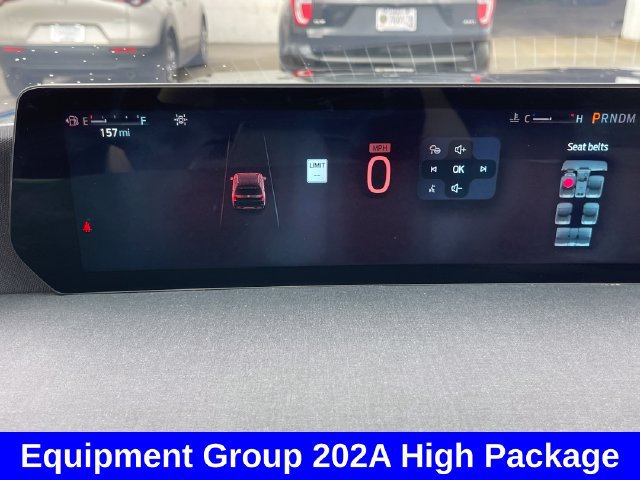 Used 2025 Ford Expedition Active AWD/4WD image 15