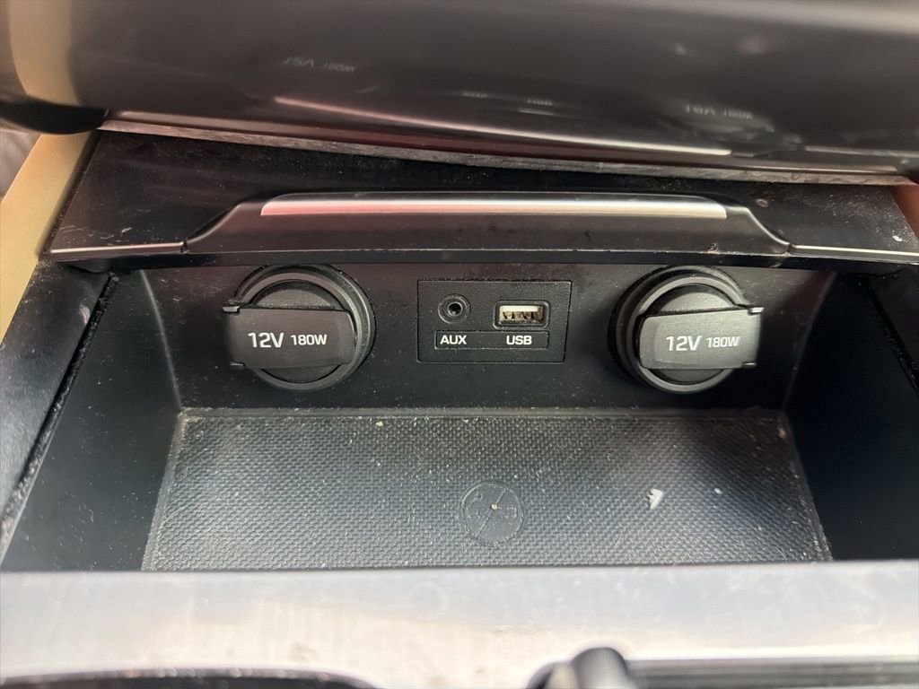 Used 2015 Hyundai Genesis 3.8 w/ Option Group 03 AWD/4WD image 37