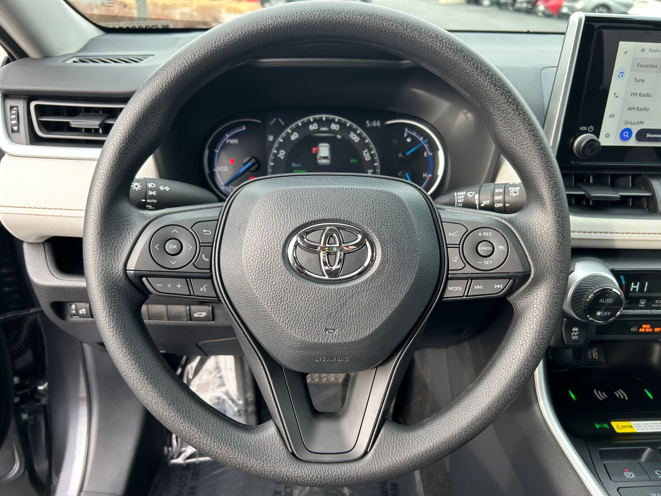 Certified 2025 Toyota RAV4 XLE w/ Convenience Package image 13