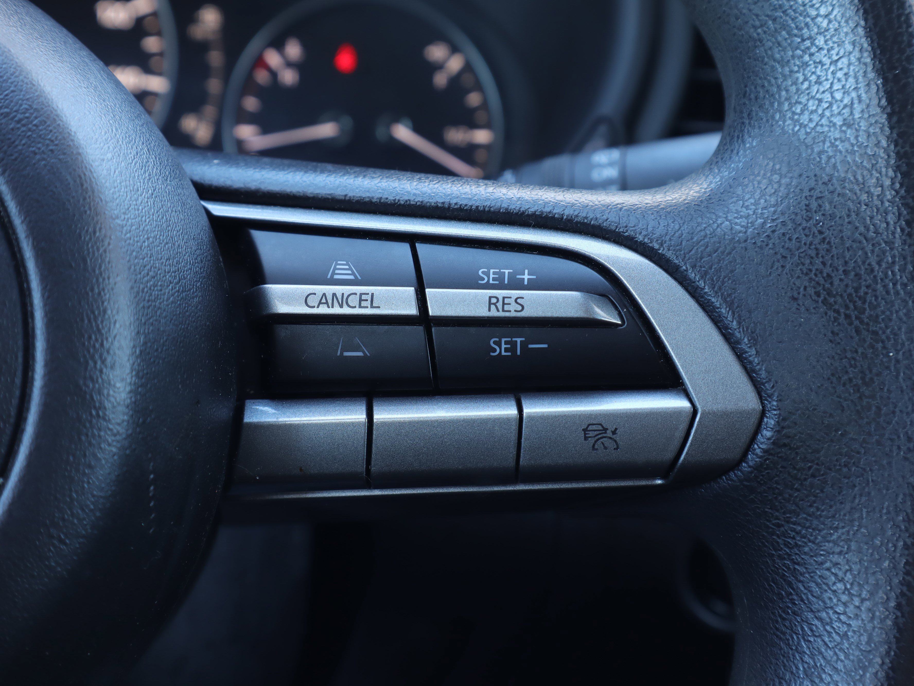 Used 2020 MAZDA CX-30 FWD image 15