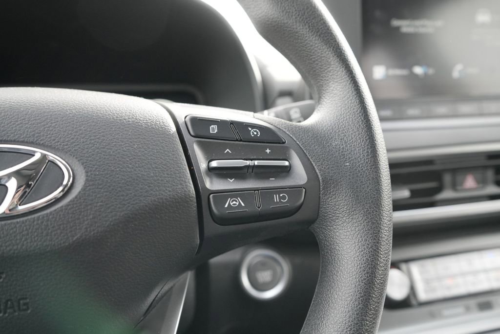 Certified 2023 Hyundai Kona SE w/ Cargo Package image 25