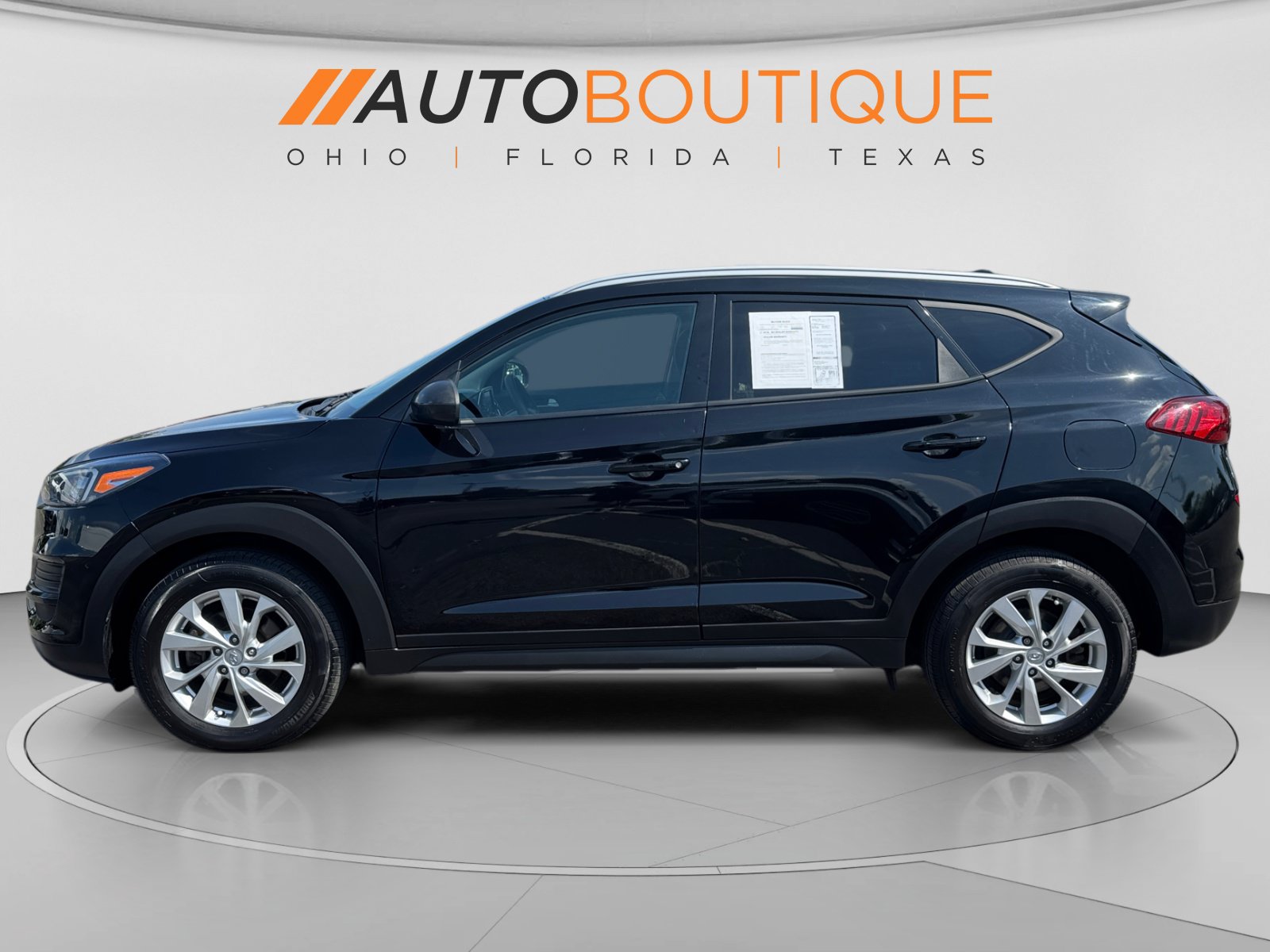 Used 2021 Hyundai Tucson Value FWD image 2