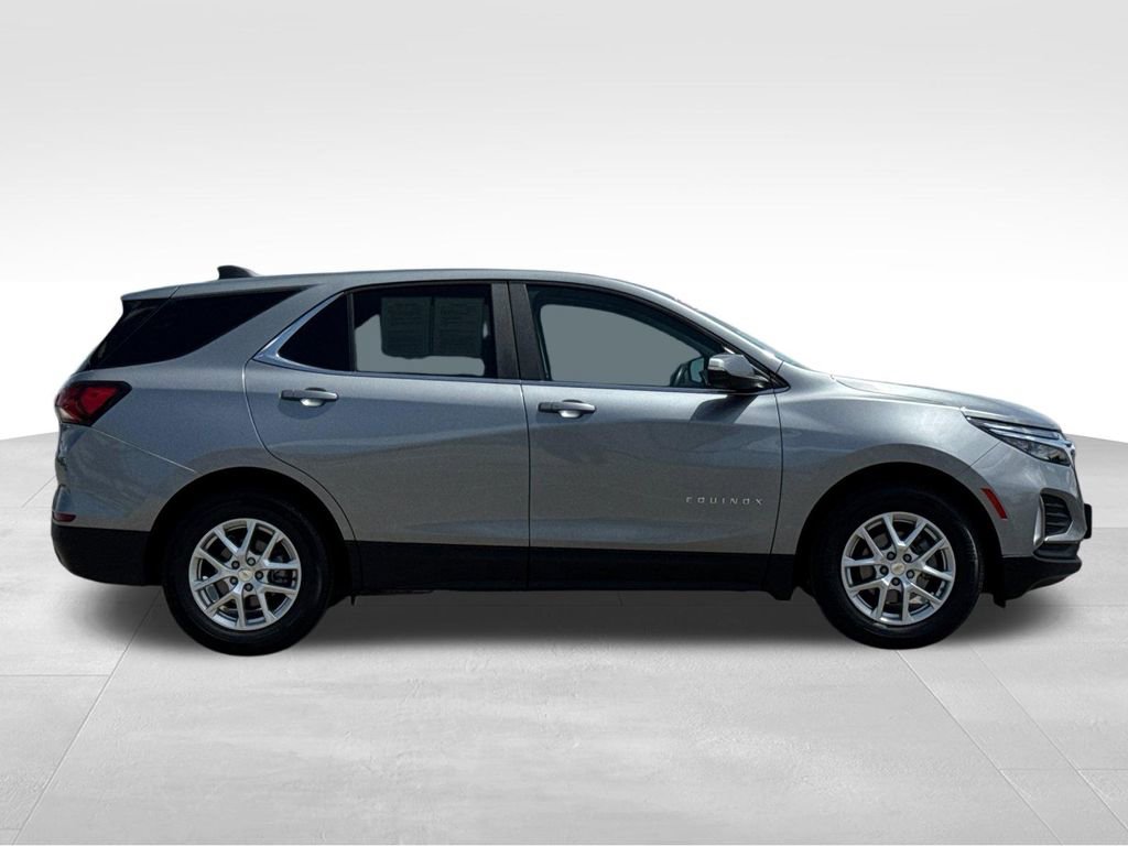 Used 2023 Chevrolet Equinox LT FWD image 6
