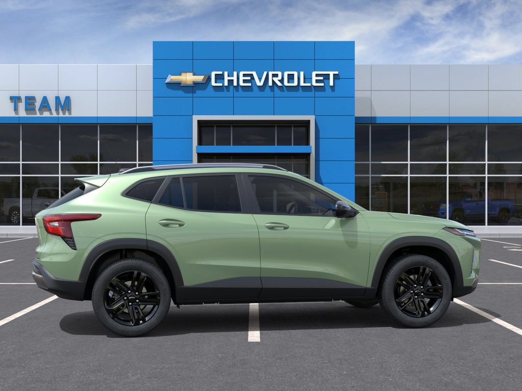 New 2026 Chevrolet Trax ACTIV w/ Sunroof Package FWD image 5