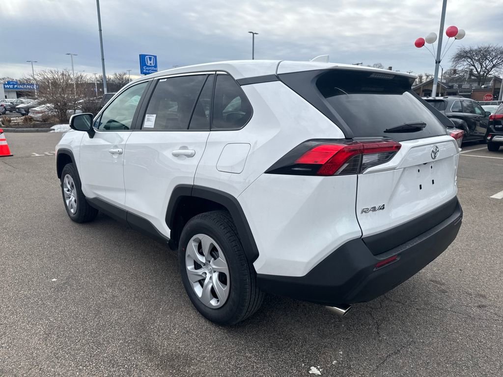 New 2025 Toyota RAV4 LE image 5