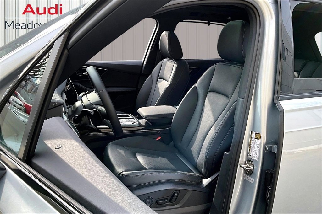 Used 2025 Audi Q7 2.0T Premium Plus image 21