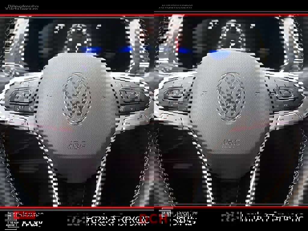 Used 2024 Volkswagen Tiguan SE image 9