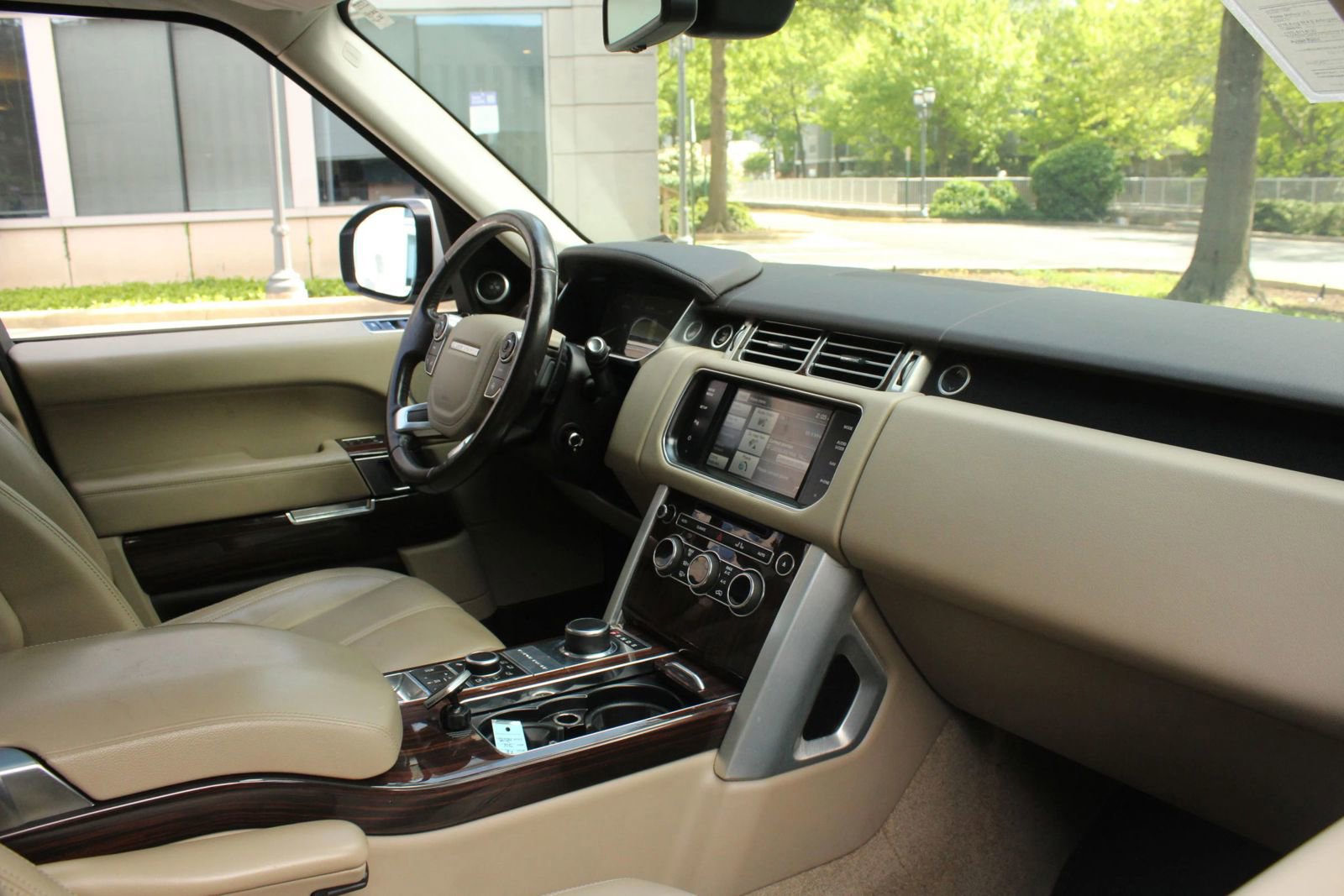 Used 2014 Land Rover Range Rover AWD/4WD image 26