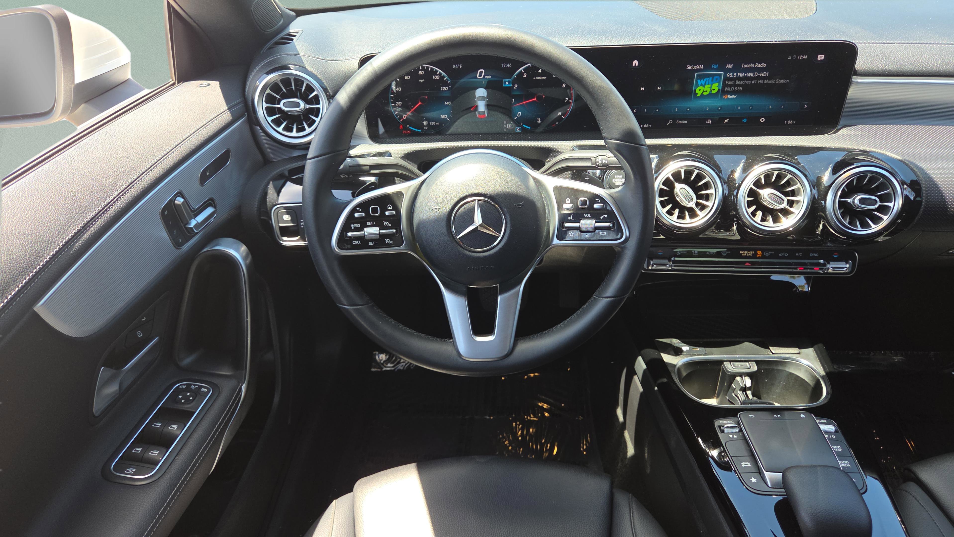 Used 2021 Mercedes-Benz CLA 250 image 11