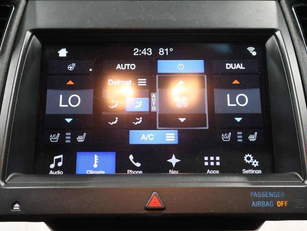 Used 2017 Ford Taurus Limited image 30