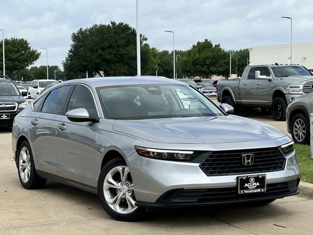 Used 2023 Honda Accord LX image 2