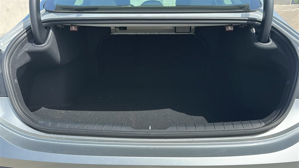 Used 2026 Hyundai Sonata SE FWD image 32