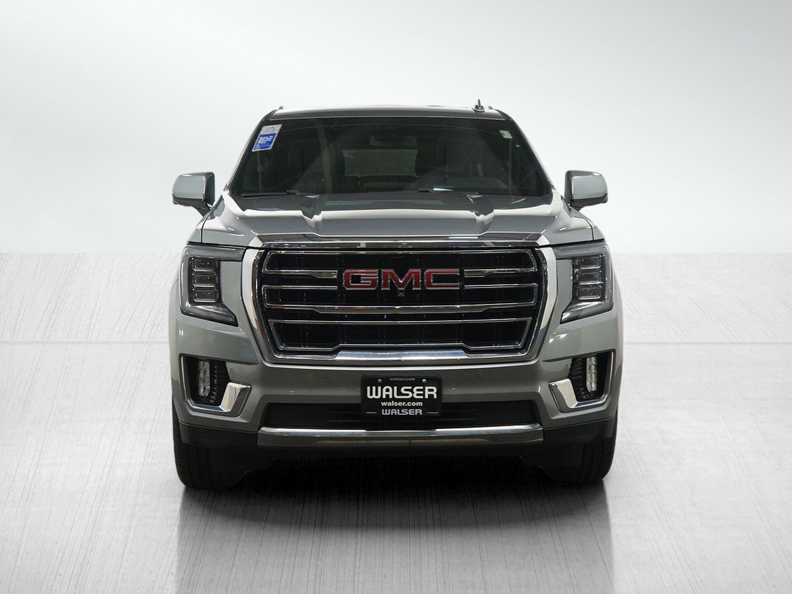 Used 2023 GMC Yukon XL SLT w/ SLT Premium Package image 8