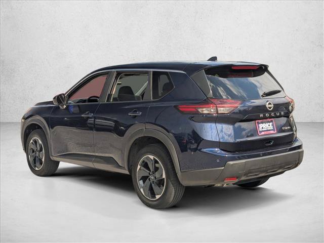 Used 2025 Nissan Rogue SV AWD/4WD image 8