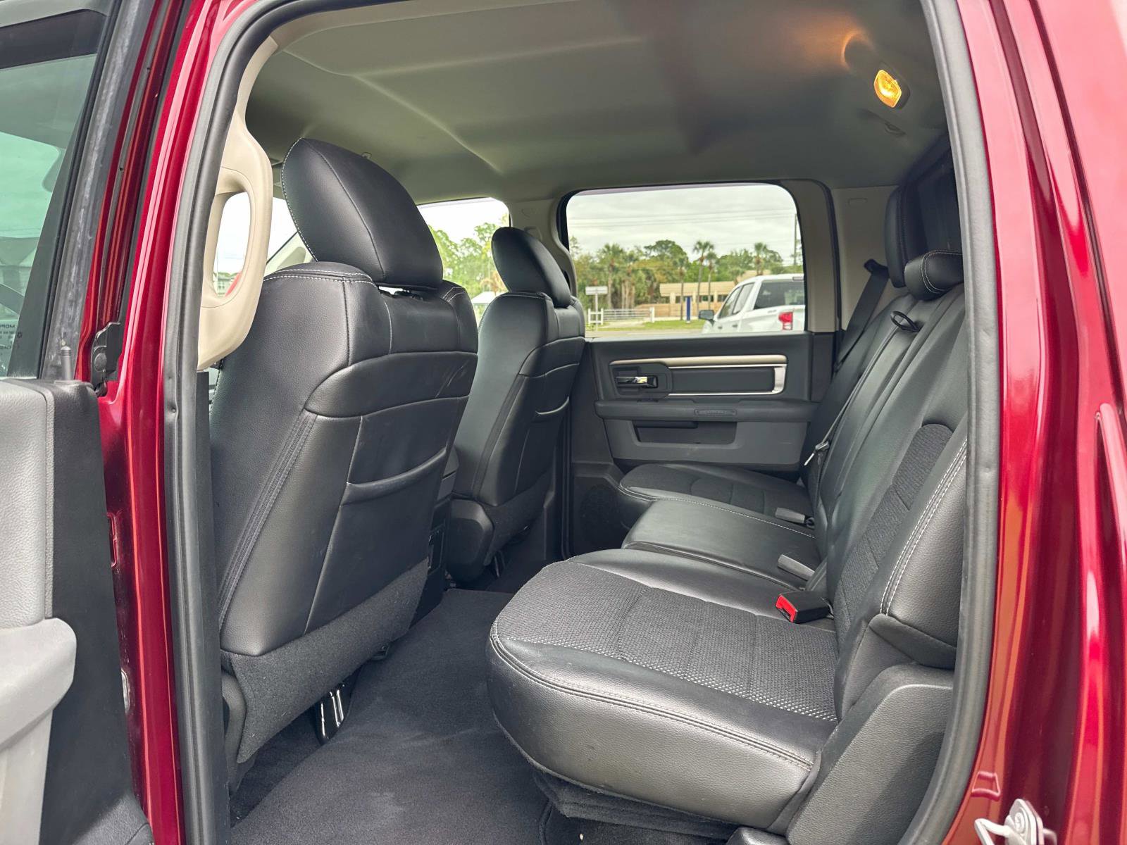 Used 2017 RAM 1500 Lone Star image 15