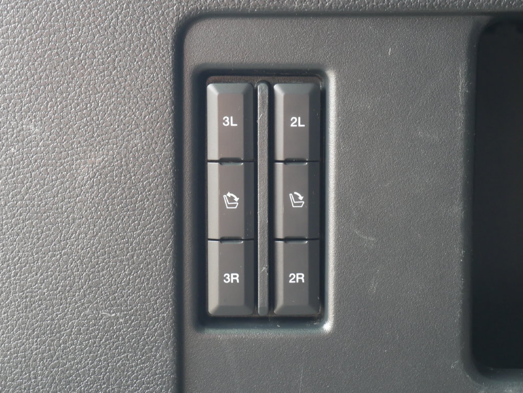 Used 2021 Ford Expedition XLT AWD/4WD image 17