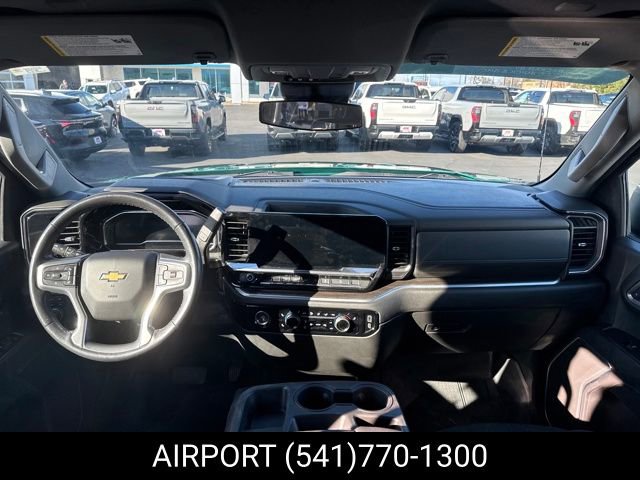 Certified 2022 Chevrolet Silverado 1500 LT w/ Z71 Off-Road Package AWD/4WD image 12