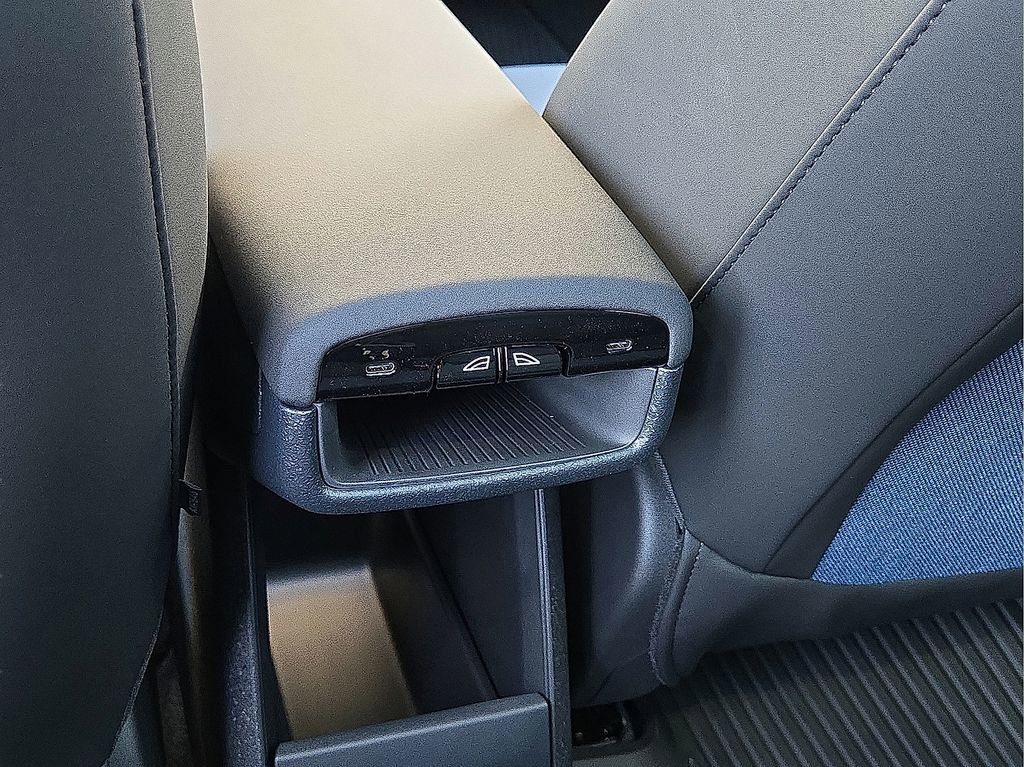 New 2026 Volvo EX30 Cross Country Ultra w/ Protection Package Premier AWD/4WD image 17