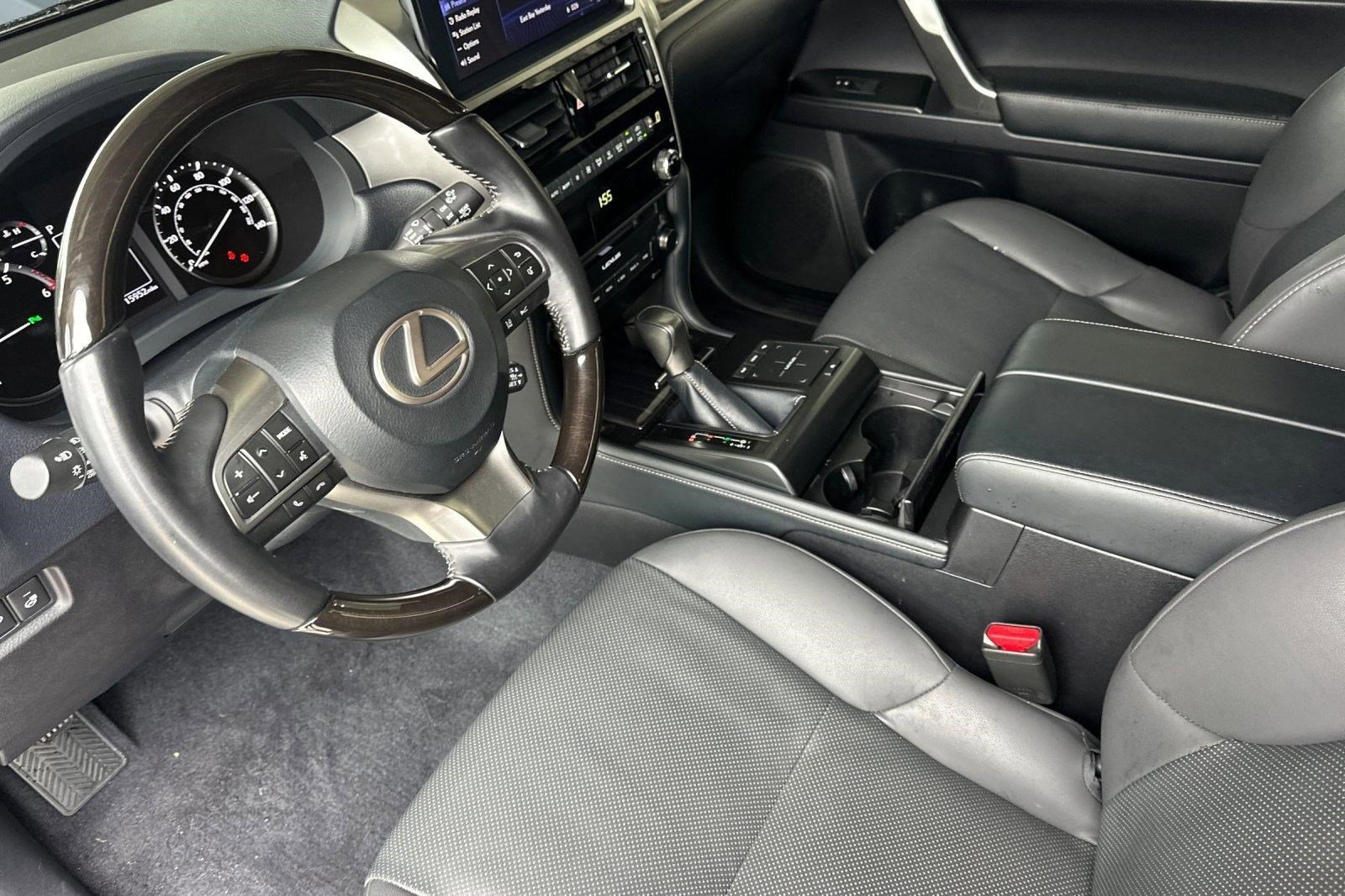 Used 2023 Lexus GX 460 Premium w/ Premium Package image 4