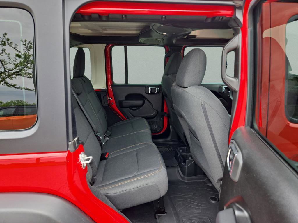 Certified 2025 Jeep Wrangler Sport image 21