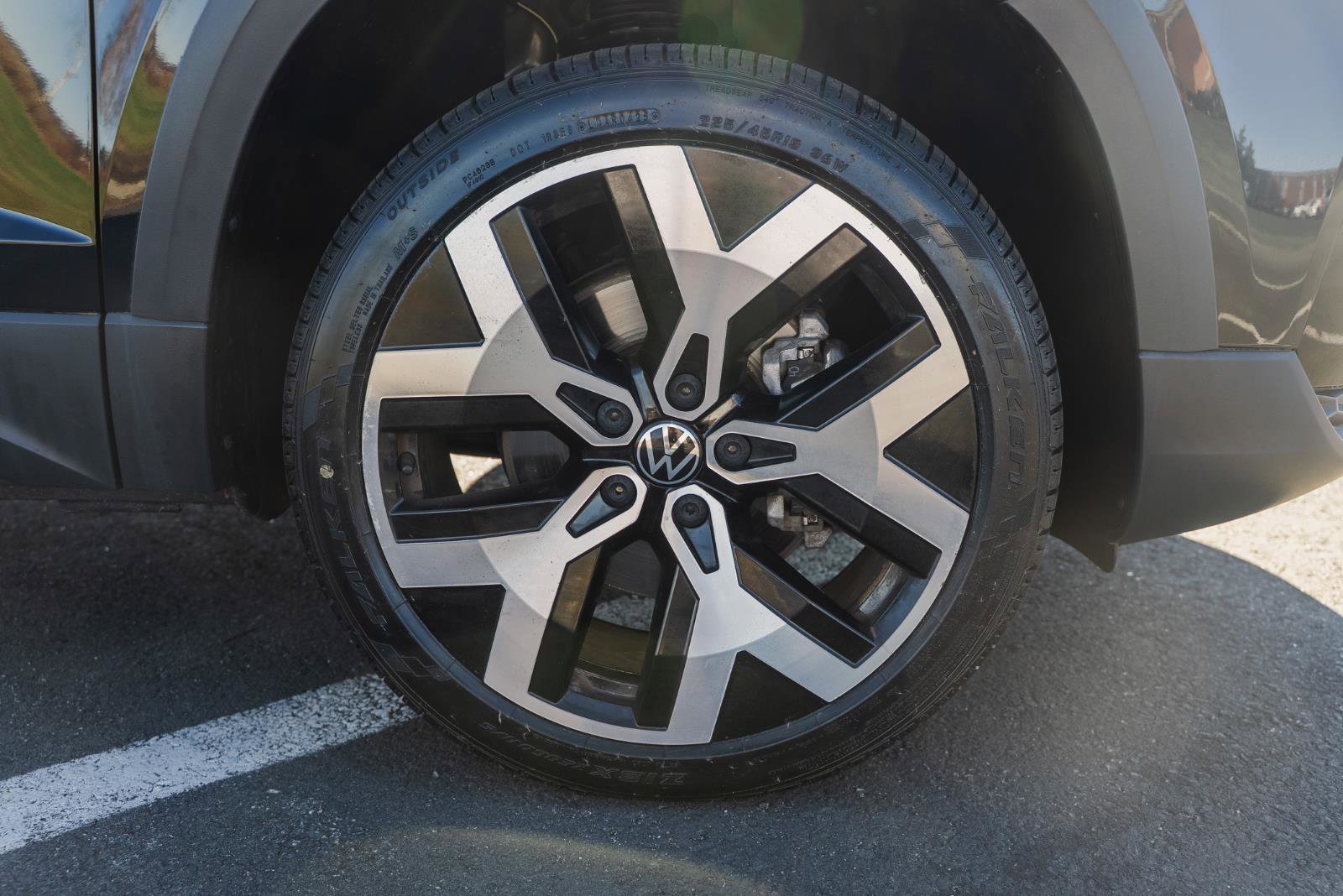 Used 2022 Volkswagen Taos SEL w/ Panoramic Sunroof Package image 10