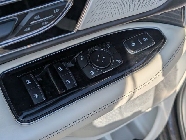 Used 2021 Lincoln Navigator L Black Label image 12