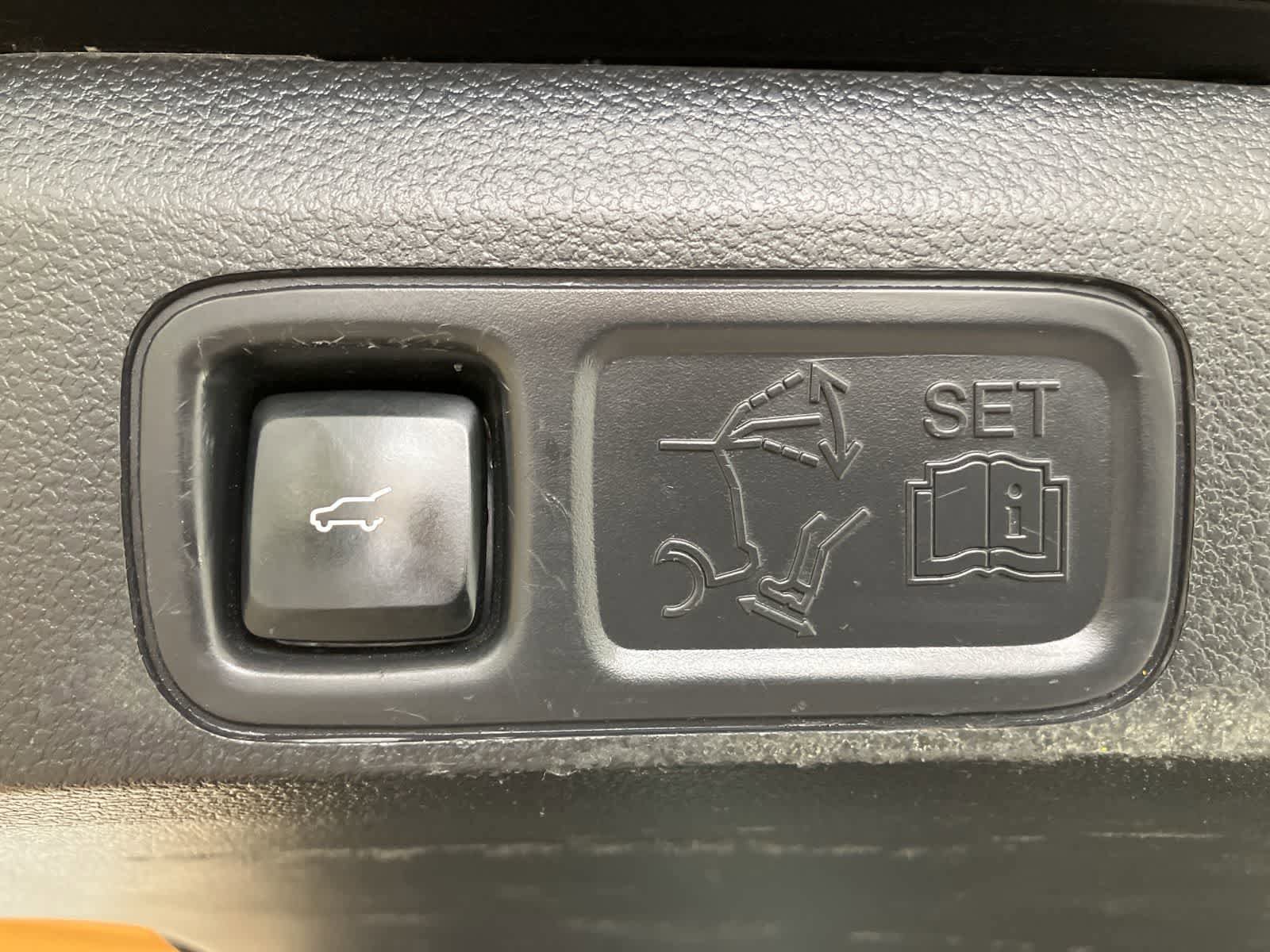 Used 2023 Lincoln Navigator Reserve w/ Equipment Group 201A image 36