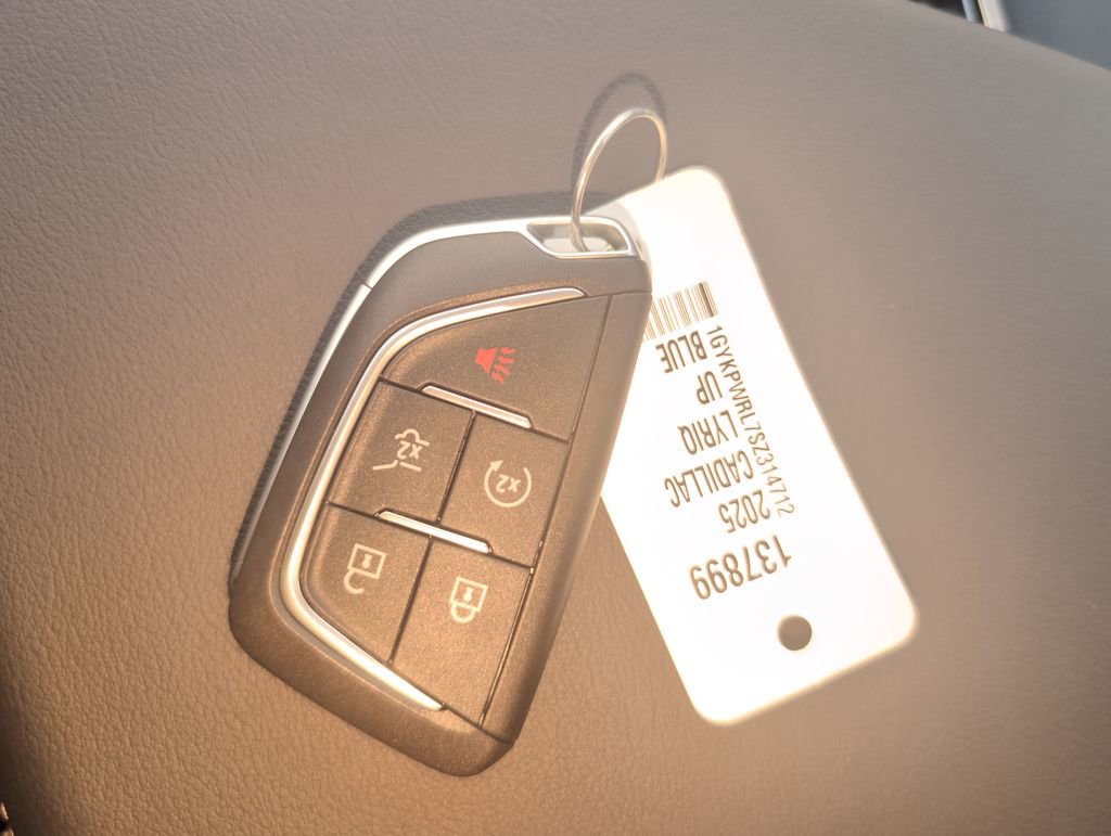 New 2025 Cadillac Lyriq Sport image 32