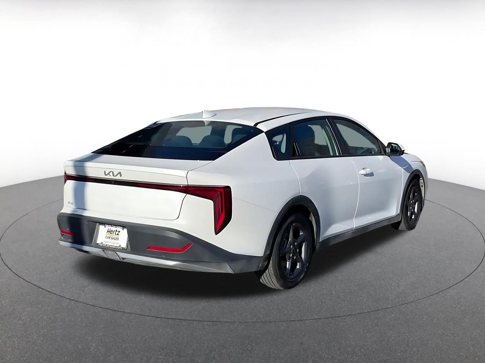 Used 2025 Kia K4 LXS image 14