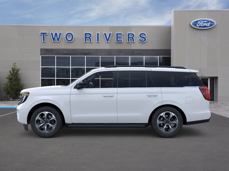 New 2026 Ford Expedition Active image 3