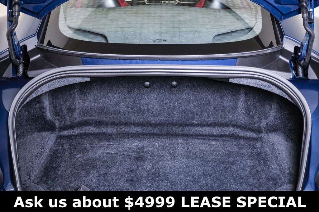 New 2025 Aston Martin Vanquish image 32