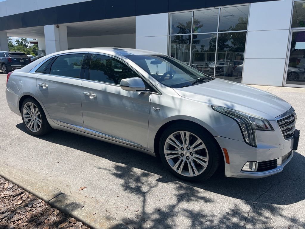 Used 2018 Cadillac XTS Luxury AWD/4WD image 4