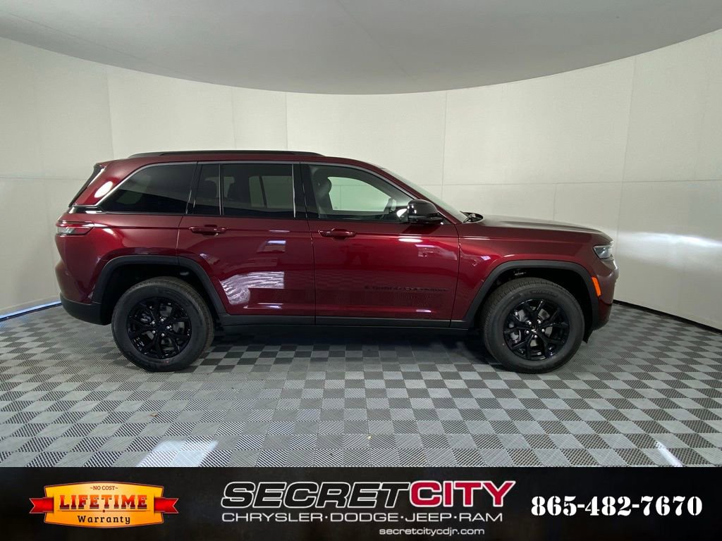 New 2026 Jeep Grand Cherokee Altitude image 8
