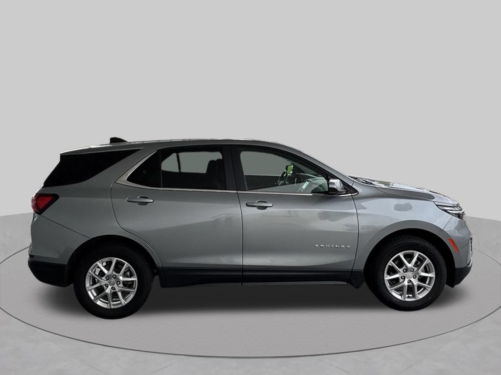 Used 2024 Chevrolet Equinox LT AWD/4WD image 7