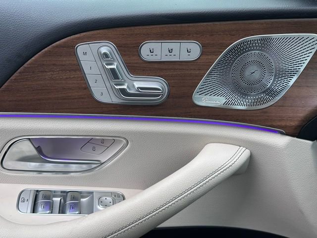 Used 2024 Mercedes-Benz GLS 450 4MATIC image 27