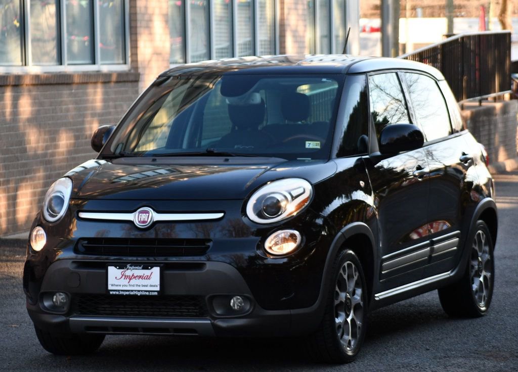 Used 2014 FIAT 500L Trekking w/ Popular Equipment Group image 3