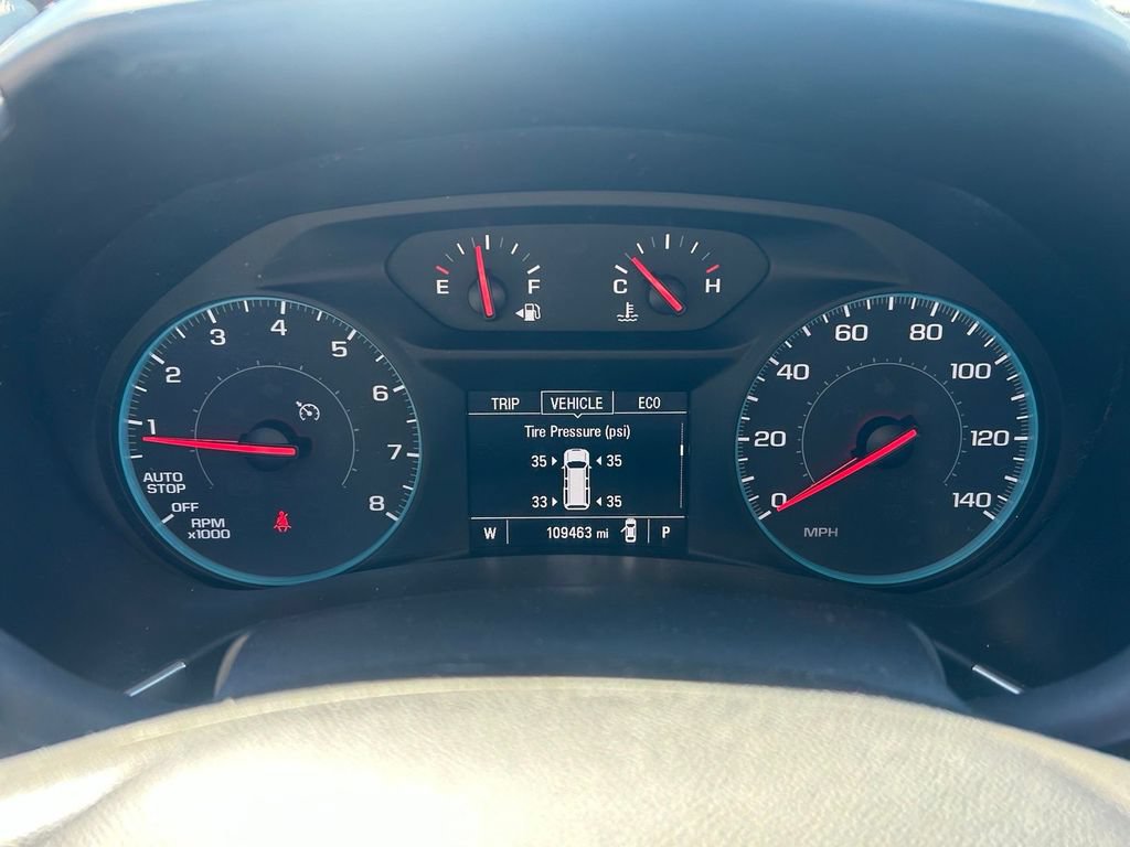 Used 2018 Chevrolet Equinox LT FWD image 19