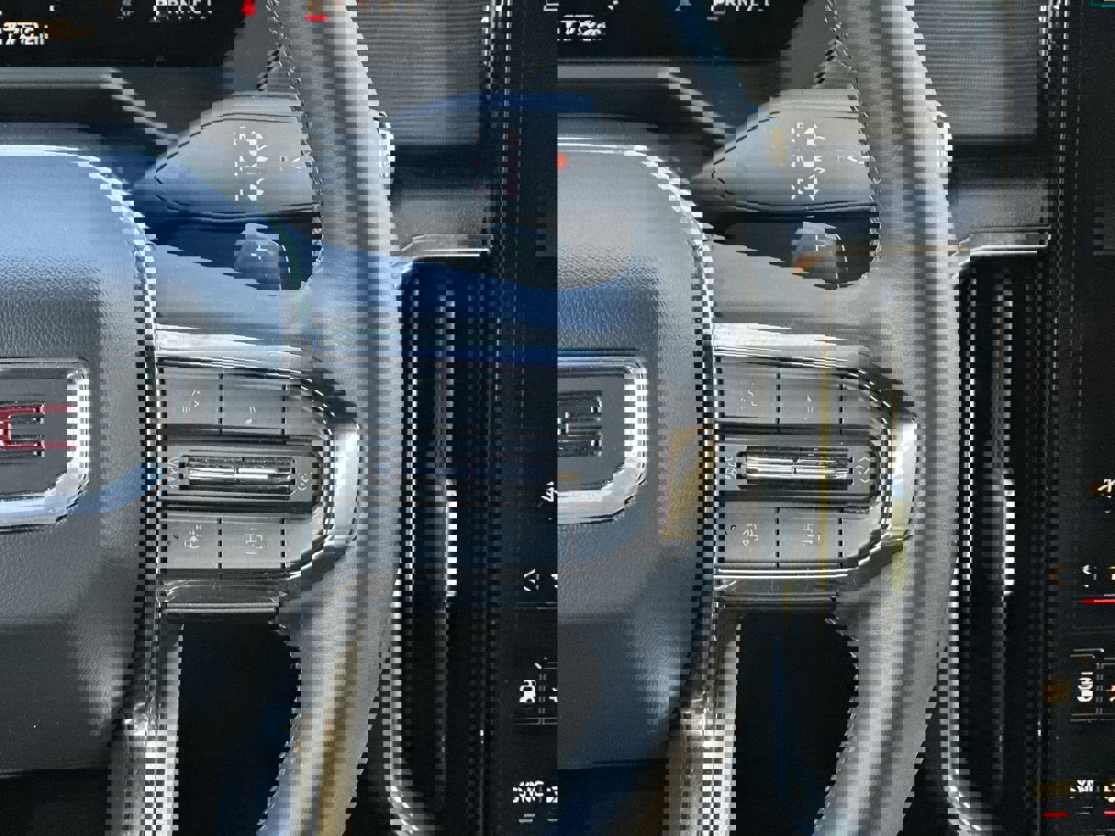 Certified 2025 GMC Acadia Elevation image 21