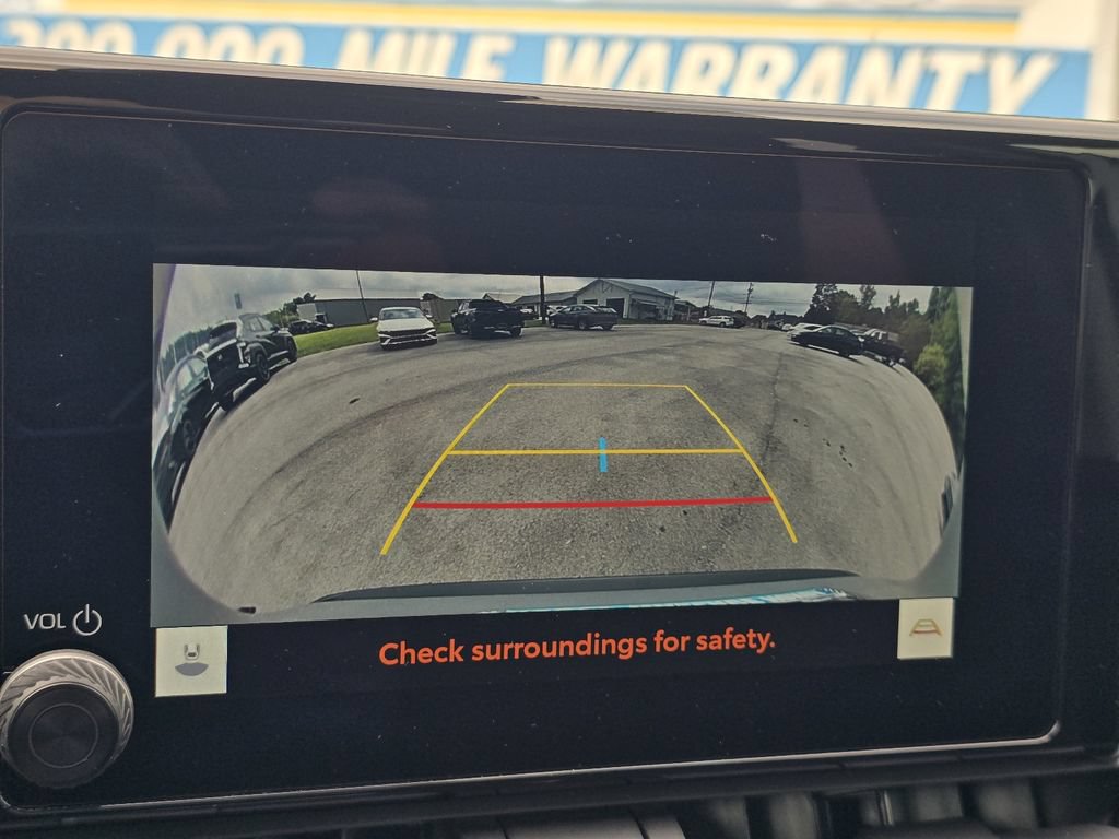 Used 2025 Toyota RAV4 LE FWD image 19