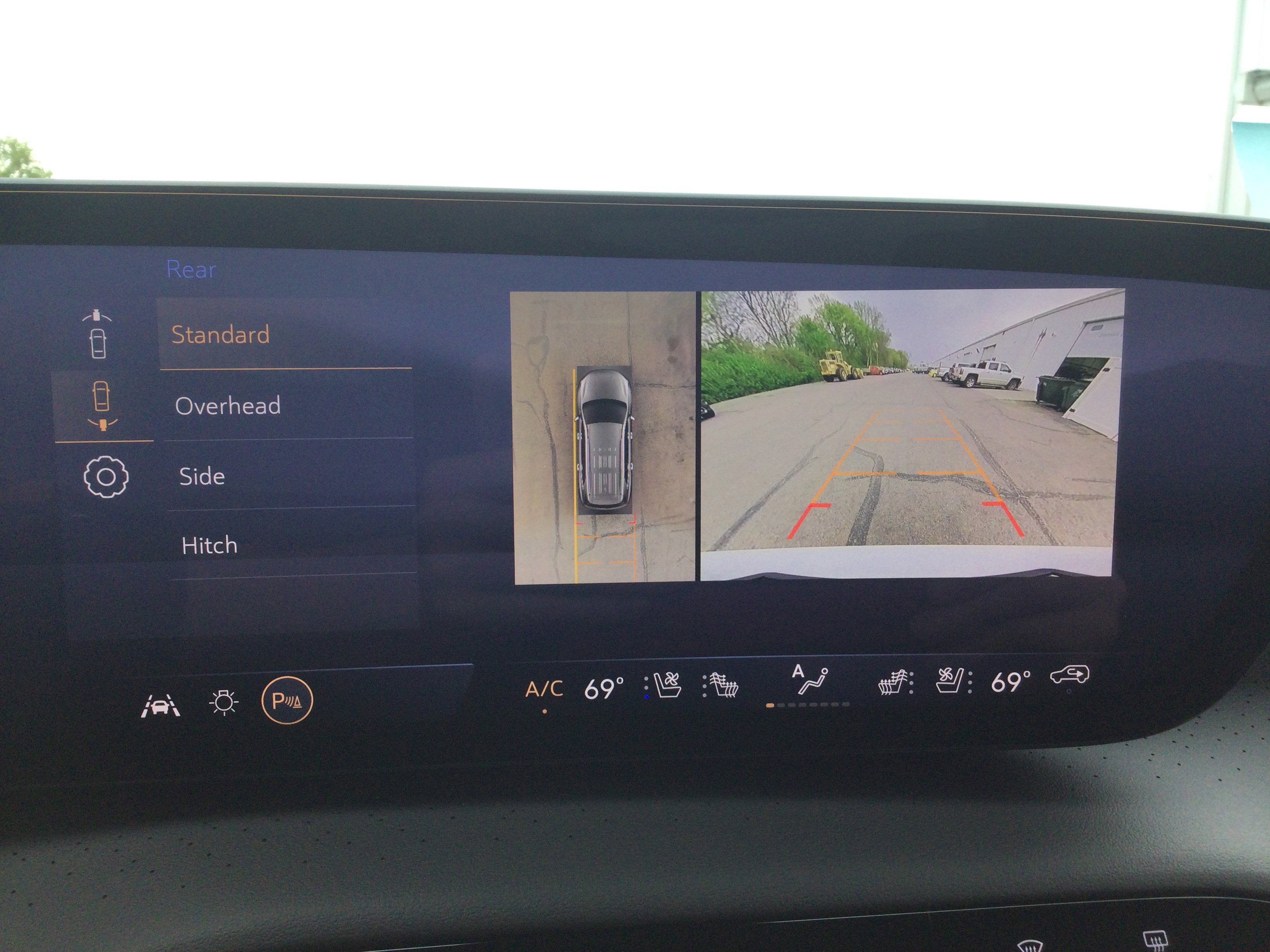 Used 2026 Buick Enclave Avenir w/ Super Cruise Package FWD image 18