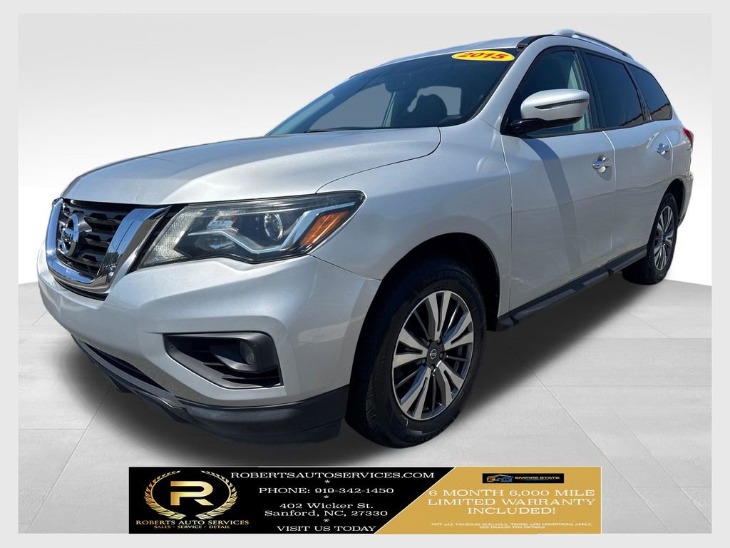 Used 2017 Nissan Pathfinder SV