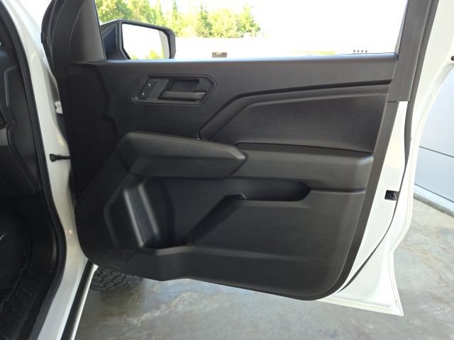 Used 2024 Chevrolet Colorado Trail Boss w/ Technology Package AWD/4WD image 49