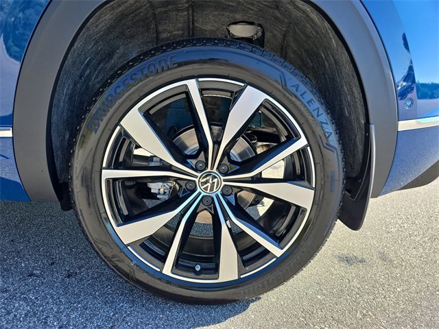 New 2026 Volkswagen Atlas Cross Sport SEL Premium R-Line image 32