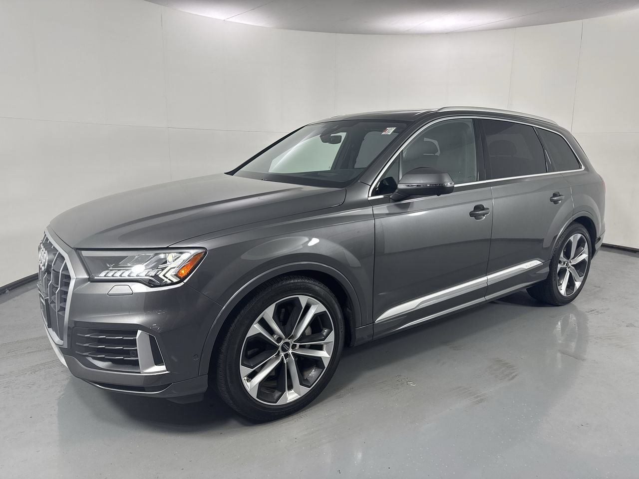 Used 2023 Audi Q7 3.0T Prestige w/ Prestige Package AWD/4WD image 24