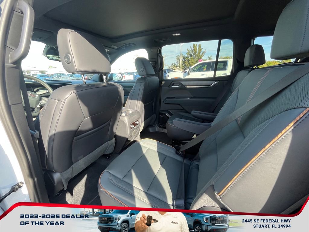 New 2026 GMC Acadia AT4 w/ Luxury Package image 13