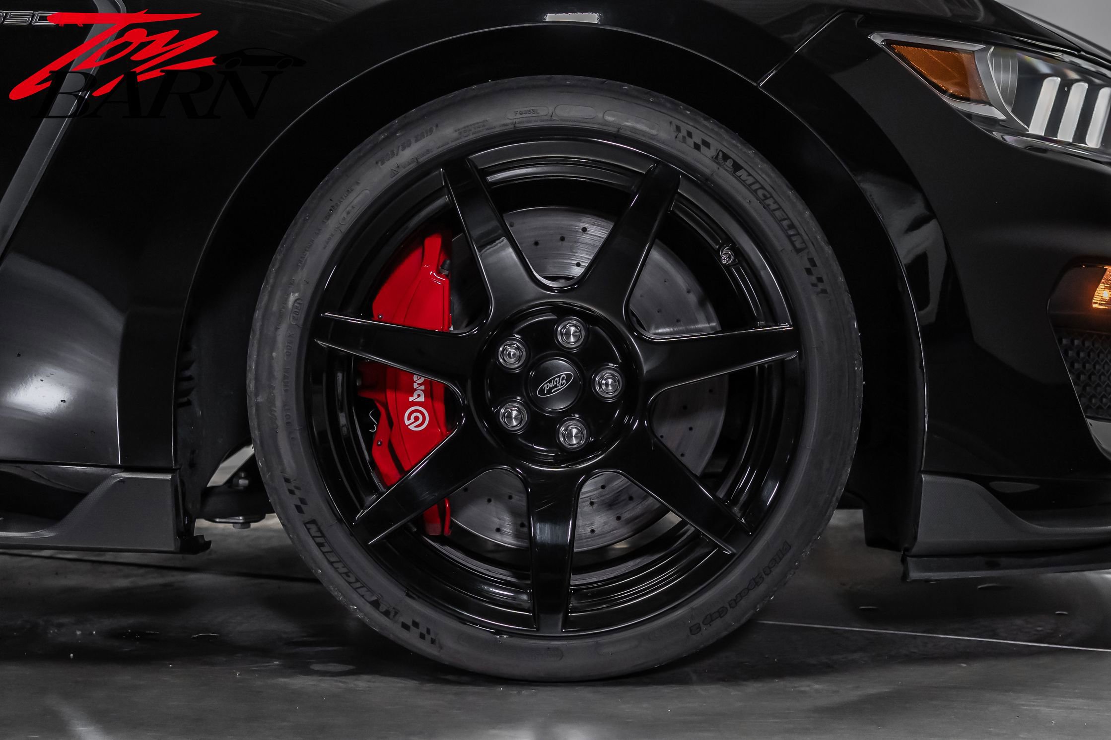 Used 2018 Ford Mustang Shelby GT350R w/ GT350R Equipment Group 920A image 16