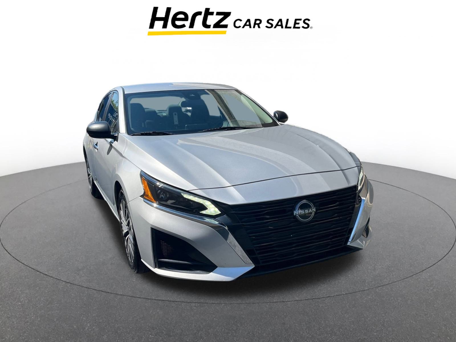 Used 2024 Nissan Altima 2.5 SV
